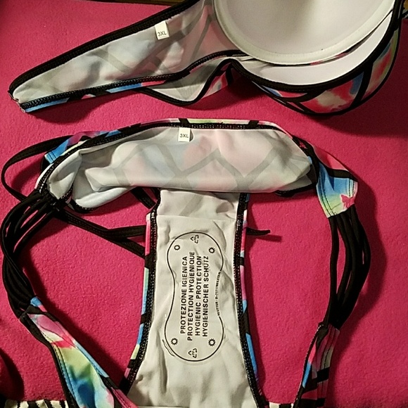 NWOT Watercolor Pushup Bikini! - Picture 7 of 7